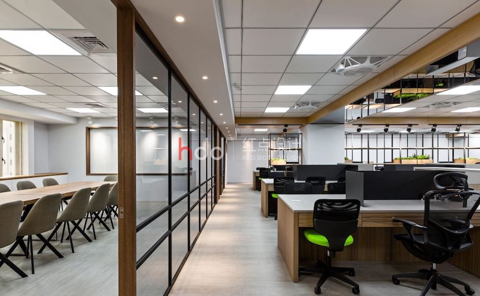 擁抱自然小清新!用溫潤木質、繽紛色調 打造活力辦公室設計-7.jpg