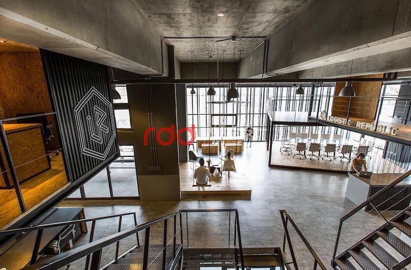 辦公室裝修設(shè)計(jì)五點(diǎn)基本原則.jpg 辦公室裝修設(shè)計(jì)五點(diǎn)基本原則.jpg