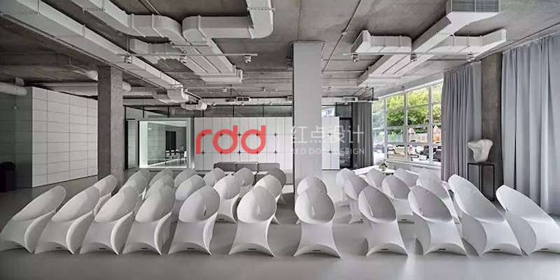 白色簡(jiǎn)約現(xiàn)代辦公室設(shè)計(jì),靈活多變,層次分明-3.jpg 白色簡(jiǎn)約現(xiàn)代辦公室設(shè)計(jì),靈活多變,層次分明-3.jpg