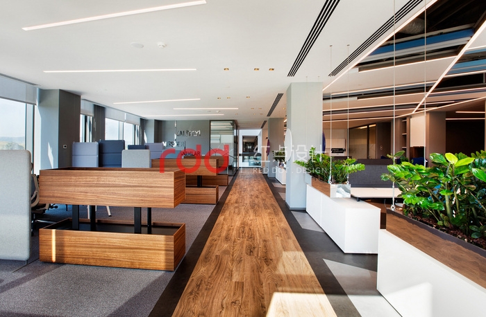 色彩設(shè)計對辦公室設(shè)計的重要性-3.jpg 色彩設(shè)計對辦公室設(shè)計的重要性-3.jpg